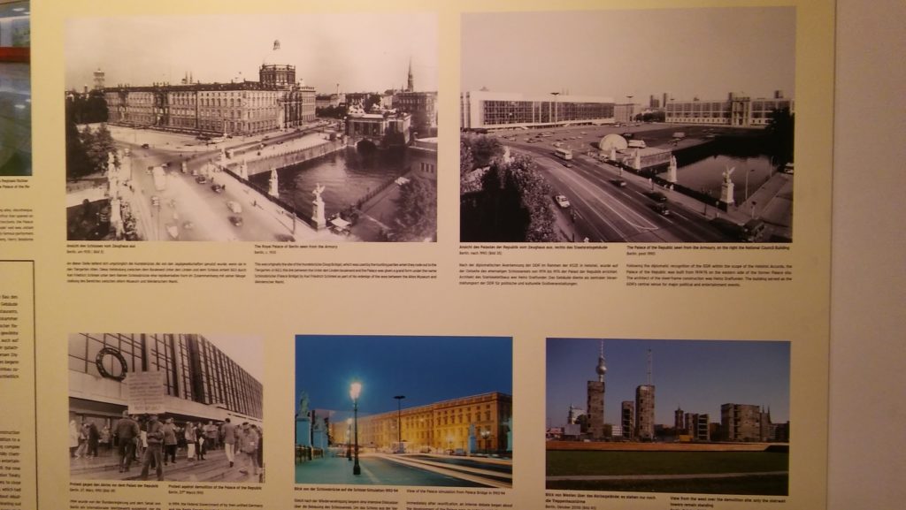 Palast der Republik DDR Volkskammer